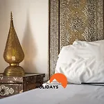 #298 Luz Comfort * البوفيرا