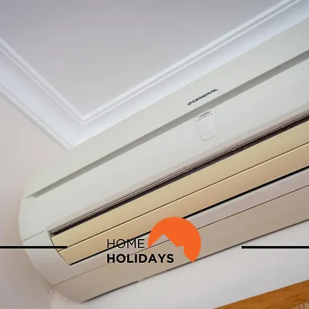 #298 Luz H By Holidays *