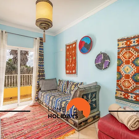 #298 Luz H By Holidays